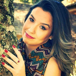 Meet your Posher, Daniela resende de